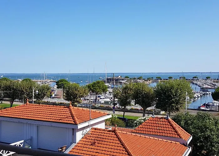 Petit Port - T3 Vue Bassin *