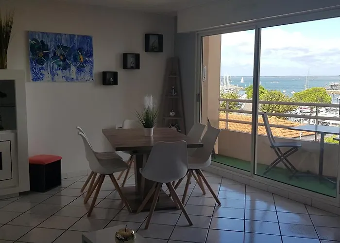 Petit Port - T3 Vue Bassin *